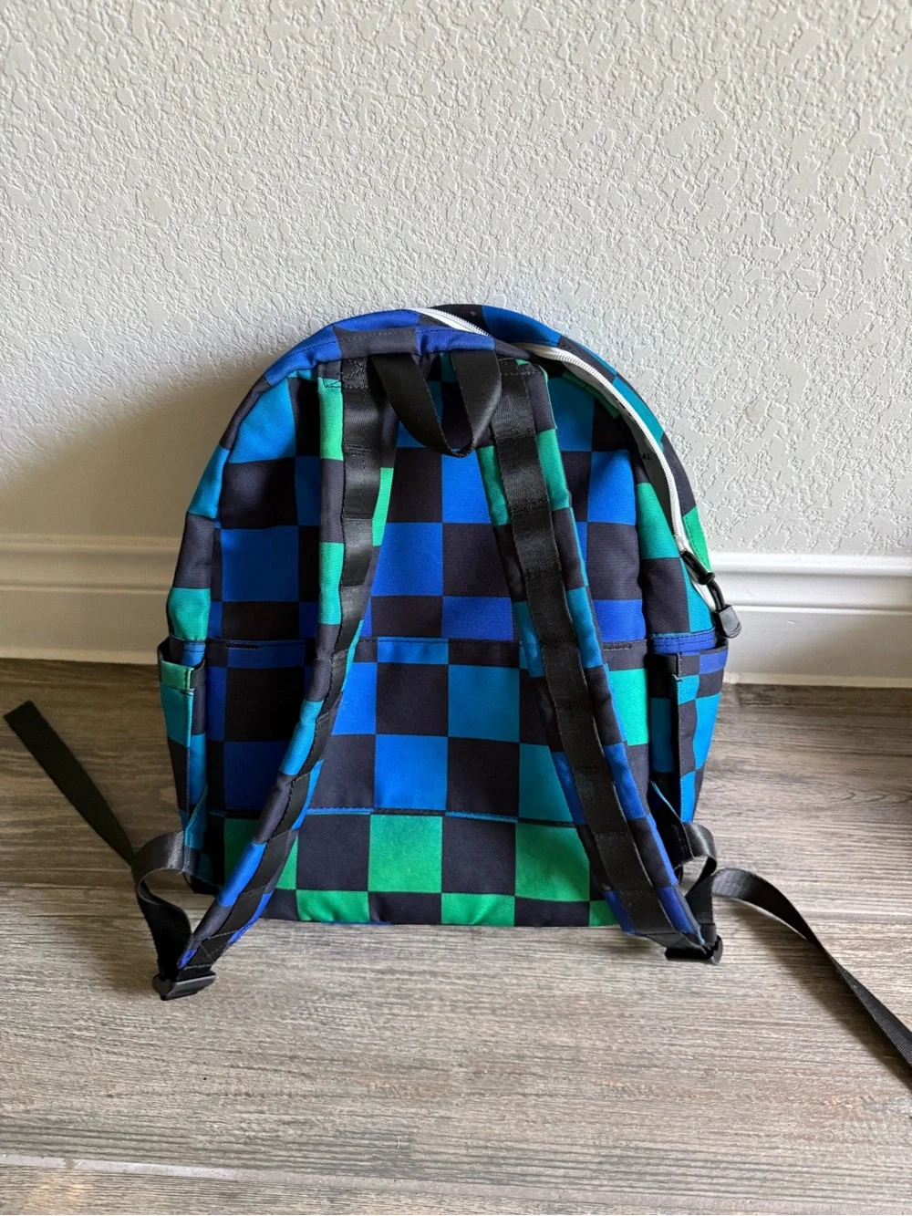 STATE compact checkered